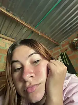 Zoe Luxxe  online show from 05-10-26, 09:42