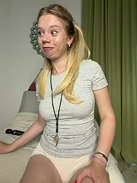 BellaSuns online show from 07-03-26, 12:17