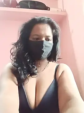 Miss-Dolly07 online show from 07-17-26, 01:34