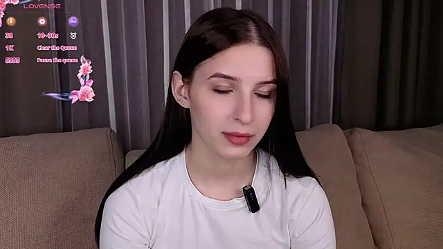 Snapshot of KerstinMaynor chatting on 05-11-26, 02:45 KerstinMaynor online show from 05-11-26, 02:45