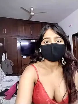 Snapshot of Ishaa_22 chatting on 04-01-26, 04:37 Ishaa 22 online show from 04-01-26, 04:37