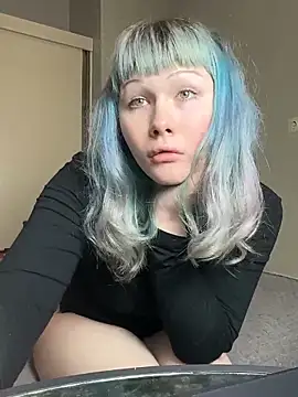 AlexaGudz online show from 05-17-26, 06:37