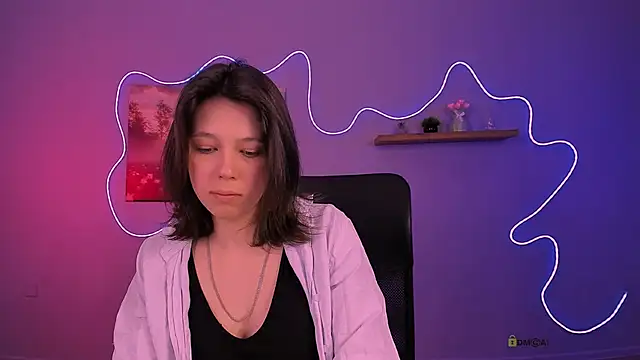 Snapshot of aria_wild_ chatting on 05-04-26, 07:21 aria wild online show from 05-04-26, 07:21