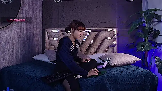 Scaiff 1 online show from 03-26-26, 02:17