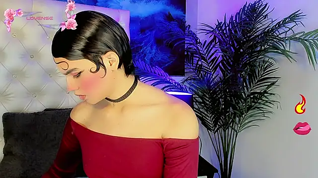 Valentiina Foxx online show from 07-17-26, 10:11