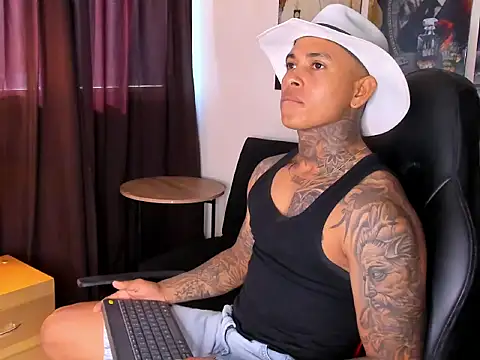 tyler bell  online show from 03-06-26, 01:51