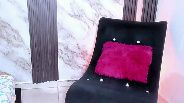 Nina vegas online show from 06-03-26, 02:33