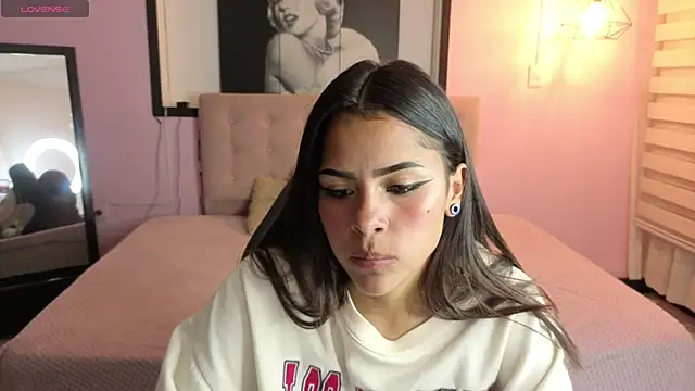  chloe 1 online show from 04-06-26, 07:59