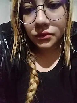 samanthachop online show from 06-18-26, 01:15
