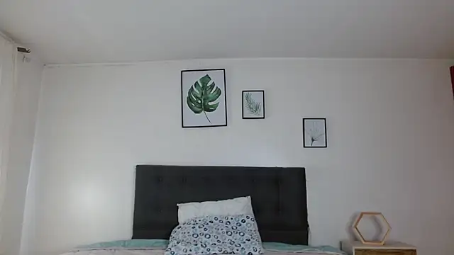 samanthachop online show from 07-30-26, 01:43