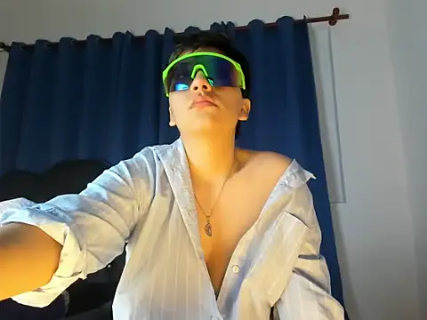 Taveko Soler online show from 04-06-26, 07:04