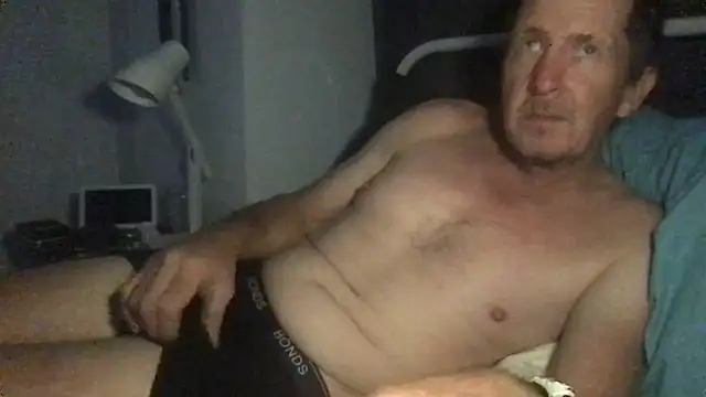 MrBombasticxxx online show from 04-19-26, 05:34