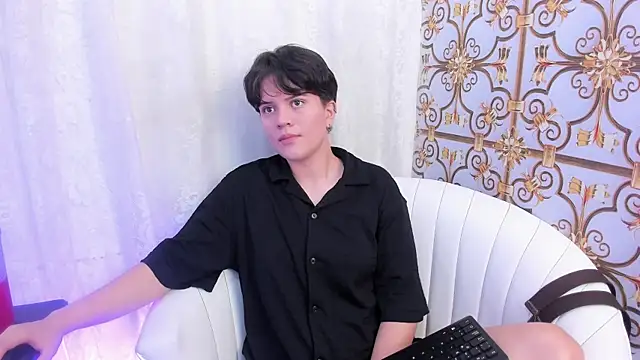 TallSnuSnu online show from 04-23-26, 04:46