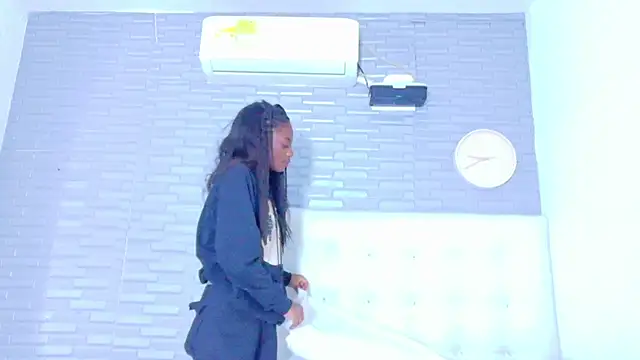 pervert shydoll1 online show from 04-14-26, 03:23