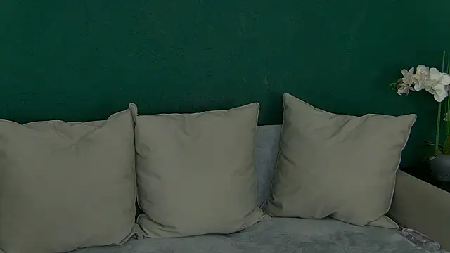 SkinnyNatty online show from 03-30-26, 03:51