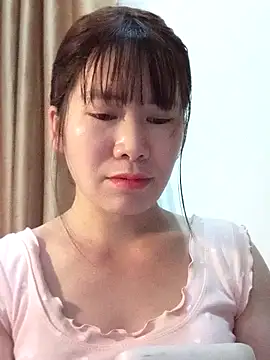 Snapshot of Bondgirl_9 chatting on 03-15-26, 03:51 Bondgirl 9 online show from 03-15-26, 03:51