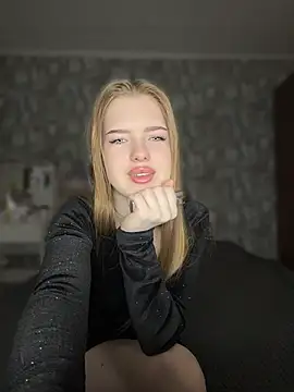 KayShaw online show from 04-10-26, 05:23