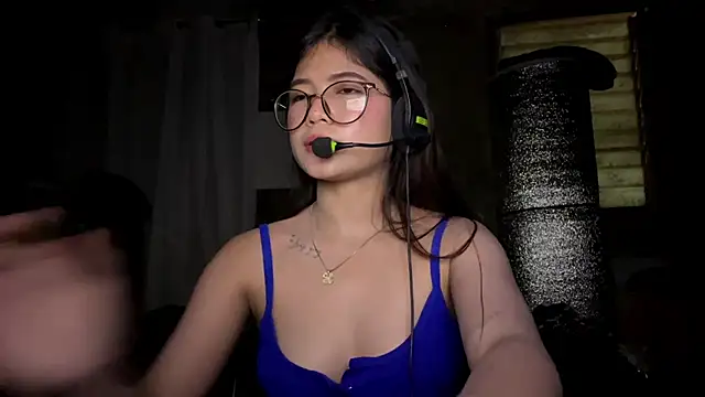 izamonroe online show from 03-10-26, 07:35