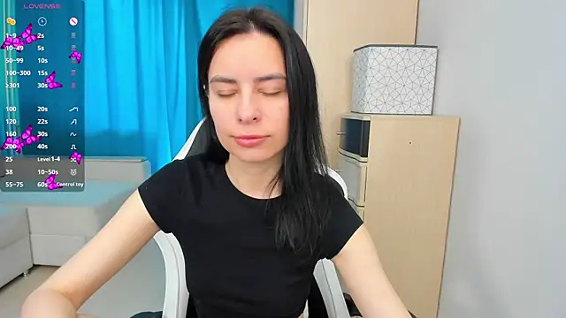 Horny  Nikki online show from 07-23-26, 09:51