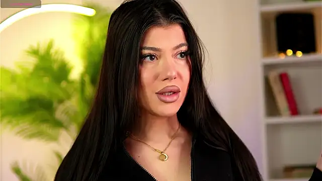 GoldenAlana online show from 03-14-26, 05:02