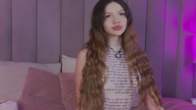 MelanieSutton online show from 05-14-26, 03:35