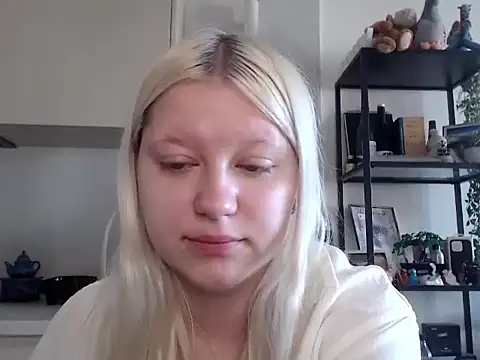 LenaSecret19 online show from 04-27-26, 05:38