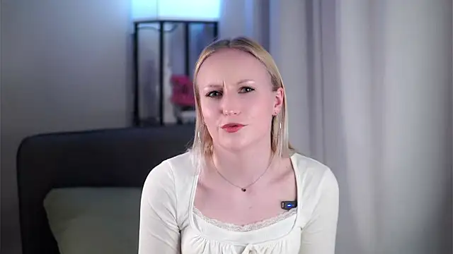 CatarinaGulla online show from 03-23-26, 01:04