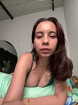 Nicole Cute04 online show from 06-12-26, 04:33