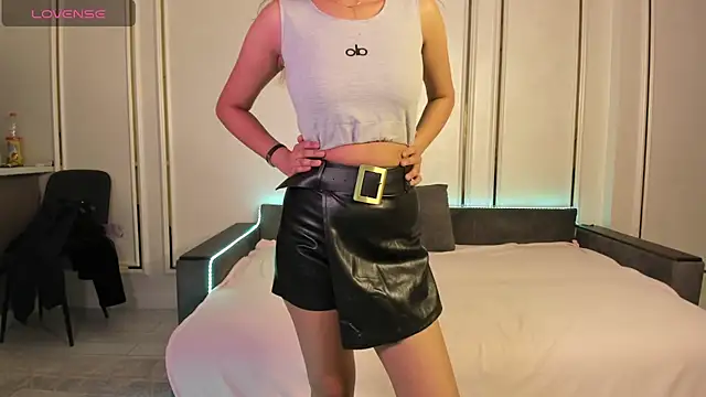 hitomito1 online show from 03-05-26, 07:21