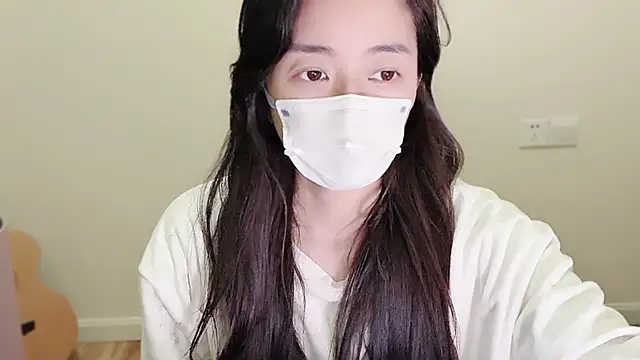 Snapshot of jinxiyao01 chatting on 05-08-26, 03:17 jinxiyao01 online show from 05-08-26, 03:17