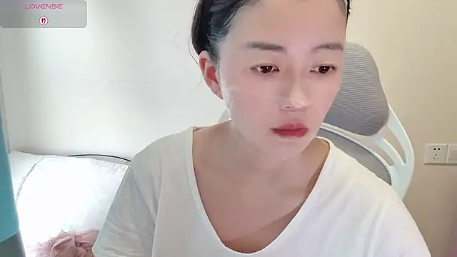 Snapshot of jinxiyao01 chatting on 07-23-26, 02:31 jinxiyao01 online show from 07-23-26, 02:31