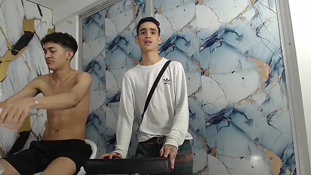 SKYN MAN online show from 04-21-26, 07:36