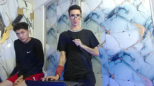 SKYN MAN online show from 04-22-26, 07:22