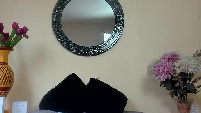 Maye Milf  online show from 03-04-26, 12:44