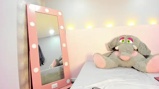 Sol Radiant online show from 03-13-26, 12:12