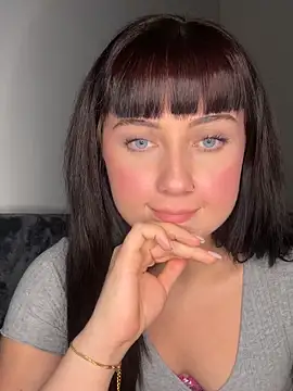 SweetJules18 online show from 03-05-26, 06:59