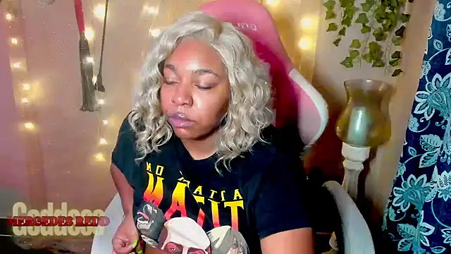Goddess MercedesRedd online show from 06-13-26, 01:31