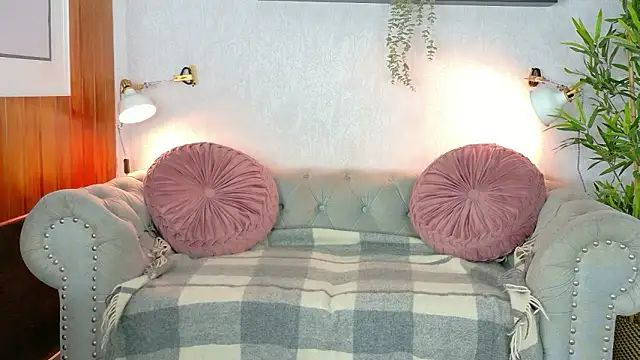 Katalinalee online show from 03-17-26, 08:34