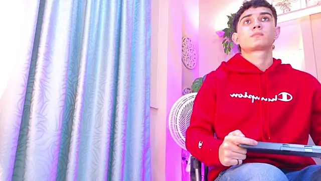 max vasquez  online show from 03-10-26, 07:30