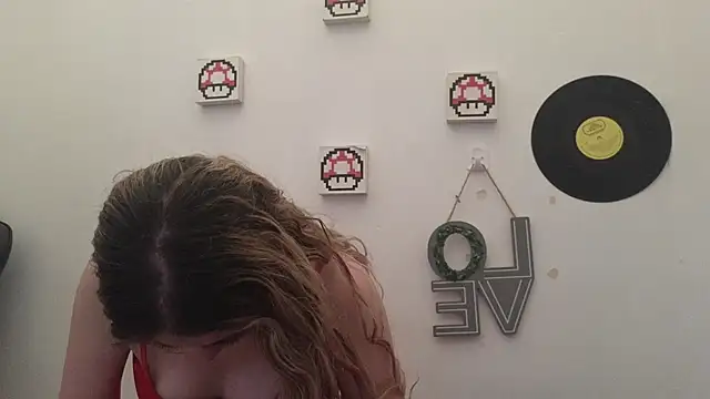 Caroline hernandes online show from 04-22-26, 12:50