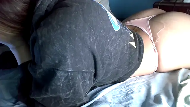 KendraBoss online show from 04-25-26, 03:20