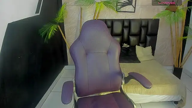 Epril Zoyert online show from 03-24-26, 07:08