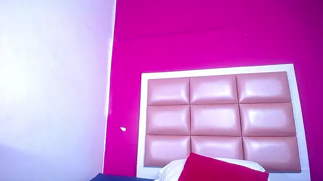 secrett whore18 online show from 03-04-26, 06:36