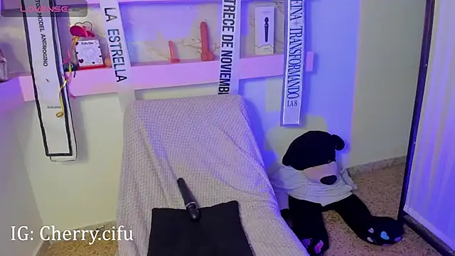 CherrySeraphine1 online show from 03-26-26, 05:18