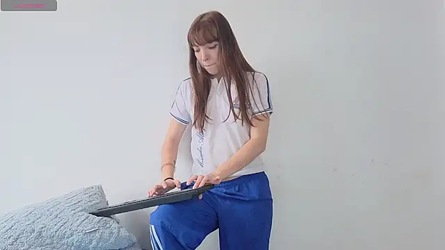 Ashly pinkxx online show from 04-18-26, 07:58