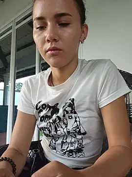 Isabella Stark online show from 03-26-26, 11:27