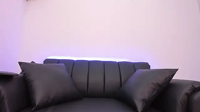 Dark Valentino  online show from 03-21-26, 03:00