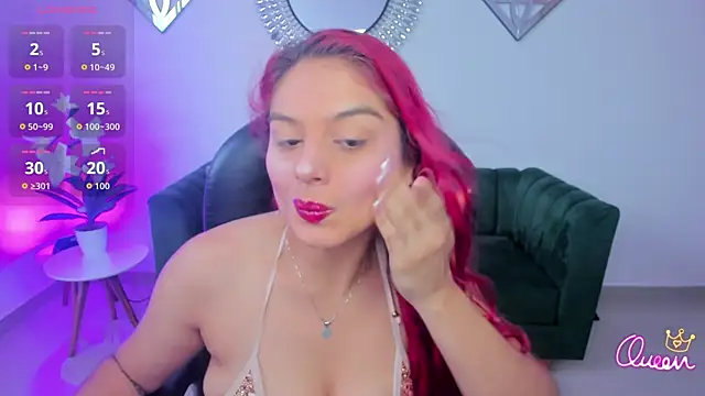 Snapshot of Raven-reyess chatting on 06-07-26, 12:09 Raven-reyess online show from 06-07-26, 12:09