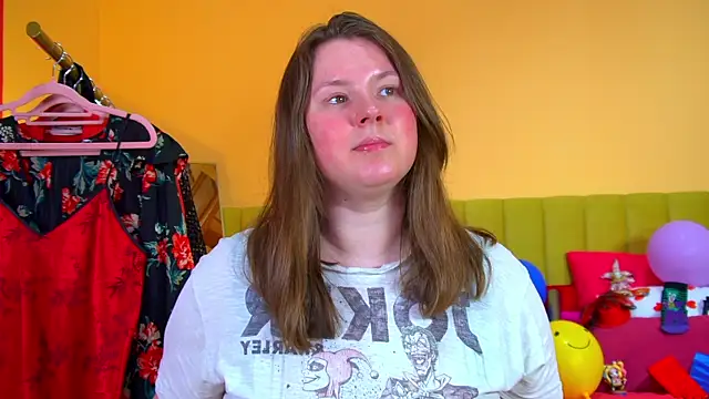 MelodyMoores online show from 05-16-26, 06:43