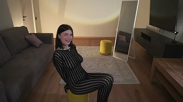 Snapshot of AdaBell chatting on 05-11-26, 02:45 AdaBell online show from 05-11-26, 02:45
